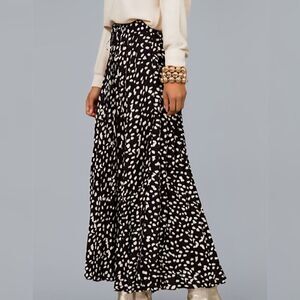 NWT - RUMER - XS - Women's Catalina  Maxi Skirt Black & White